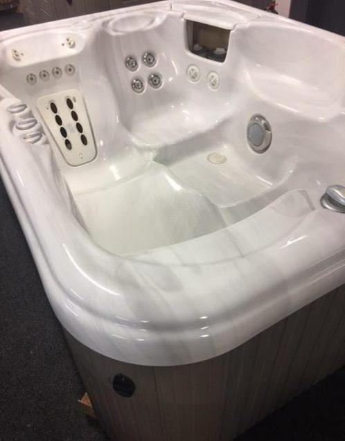 | 🏖️💦  HotSpring JetSetter❗️| 🏖️💦  3 PERS | GARANTIE ❗️|, Tuin en Terras, Zwembad-toebehoren, Zo goed als nieuw, Verwarming