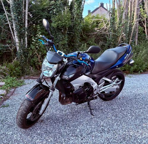 Suzuki GSR 600 - petit budget, Motoren, Motoren | Suzuki, Particulier, Naked bike, meer dan 35 kW, 4 cilinders, Ophalen of Verzenden