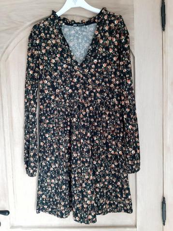 jurk beschikbaar voor biedingen