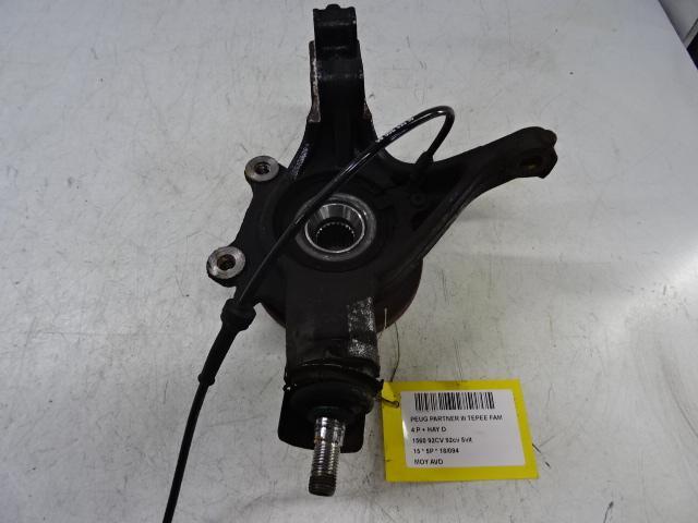 WIELNAAF RECHTS VOOR Partner Tepee (7A / B/C/D/E/F/G/J/P/S), Auto-onderdelen, Remmen en Aandrijving, Peugeot, Gebruikt