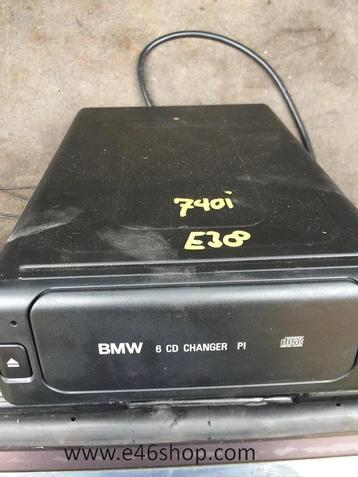 CD wisselaar BMW 7 serie e38 oem 6907035  beschikbaar voor biedingen