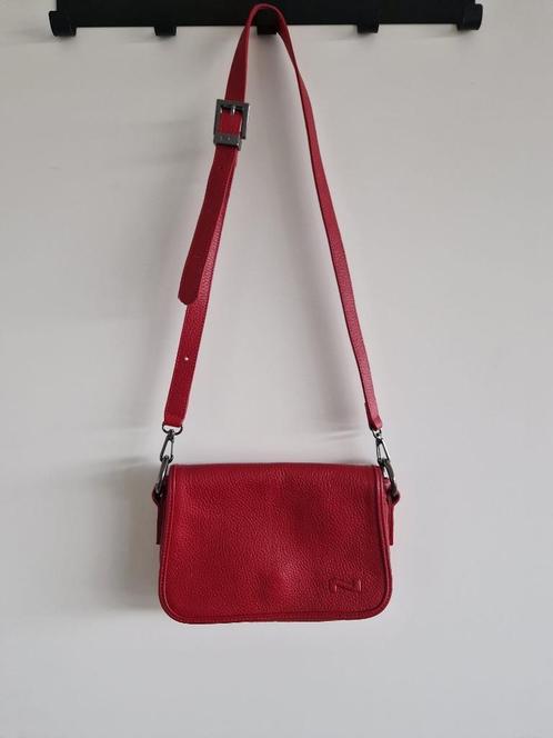 Vintage rode lederen crossbody Nathan-Baume, Handtassen en Accessoires, Tassen | Schoudertassen, Gebruikt, Overige merken, Rood