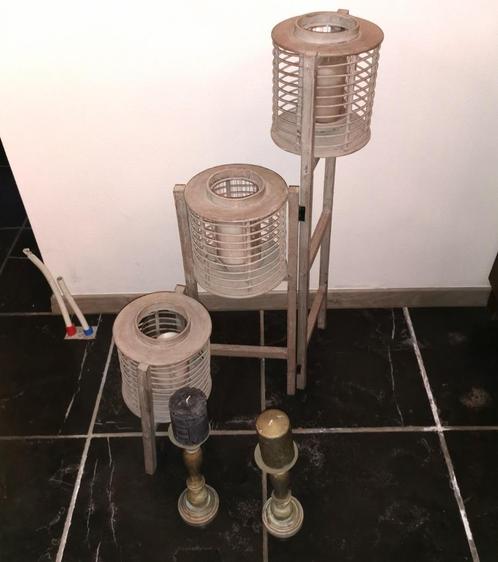 Grote houten kandelaar plooibaar H 86 + 2 kandelaar hout H30, Huis en Inrichting, Woonaccessoires | Kandelaars en Kaarsen, Gebruikt