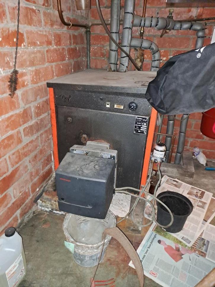 Werkende vintage mazoutketel (DEF - Th. Defawes NV, 1971), Doe-het-zelf en Bouw, Chauffageketels en Boilers, Gebruikt, Ouder dan 10 jaar