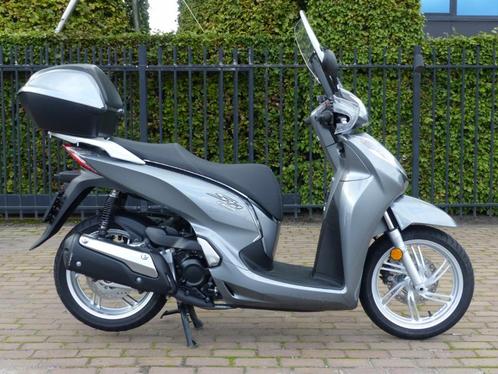 Honda SH 300 ABS, Motos, Motos | Honda, Entreprise, Scooter, 12 à 35 kW, 1 cylindre, Enlèvement