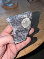 Mooi stuk amethist met calcietpunt, Verzamelen, Ophalen of Verzenden