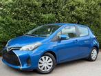 Toyota Yaris 1.5i VVT-i Hybrid+NAVI+CAMERA+EURO 6B, Auto's, Toyota, Automaat, Gebruikt, 4 cilinders, 1165 kg