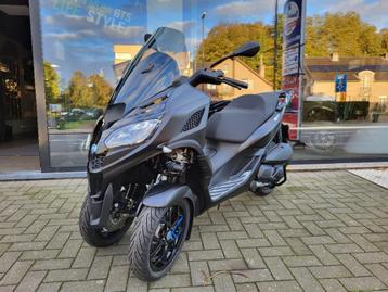 New Piaggio MP3 310 Sport met gratis topkoffer beschikbaar voor biedingen