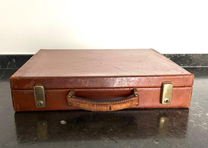 Delvaux aktentas leder koffer valiesje documentenkoffer, Bijoux, Sacs & Beauté, Valises, Enlèvement ou Envoi