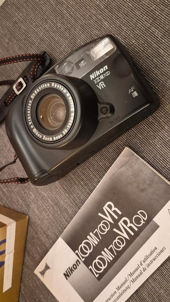 Analoge compactcamera - NIKON VR700, Audio, Tv en Foto, Fotocamera's Analoog, Zo goed als nieuw, Compact, Nikon, Ophalen