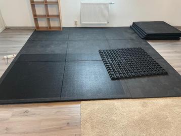 rubberen matten  100x100x45 sport fitness rubber tegels beschikbaar voor biedingen