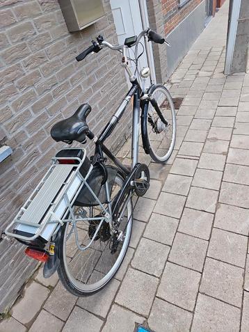 Heren Elektrische fiets 36volt kan reden tot 80 km, Fietsen en Brommers, Ophalen, Zo goed als nieuw