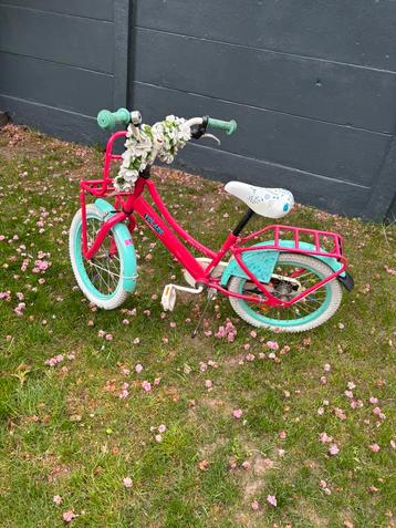 Kinder fiets beschikbaar voor biedingen