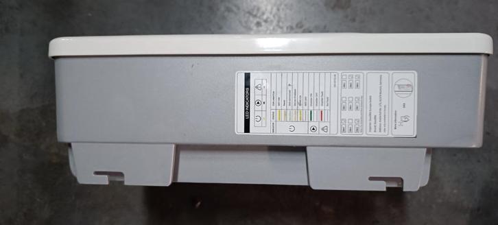 Omvormer voor zonnepanelen, Elektronische apparatuur, Overige elektronische apparatuur, Zo goed als nieuw, Ophalen