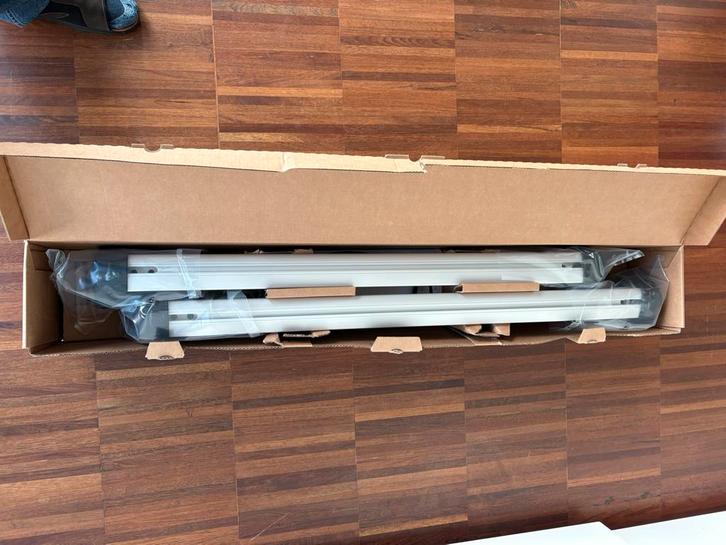 Barres de toit pour Toyota RAV4 - Nouveau !, Autos : Divers, Porte-bagages, Neuf, Enlèvement