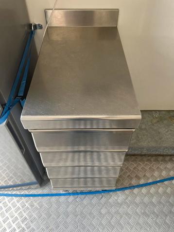 Inox ladekast beschikbaar voor biedingen