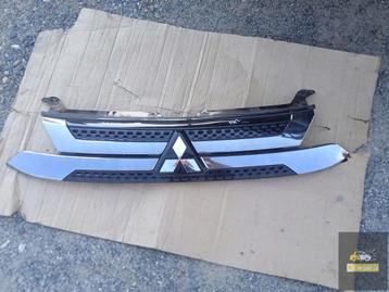 Mitsubishi Outlander III 18- dummy grill beschikbaar voor biedingen