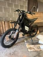 Surron (fiets) 60km/h, Fietsen en Brommers, Brommers | Crossbrommers, Overige merken, Zo goed als nieuw, 0 cc, 8 versnellingen