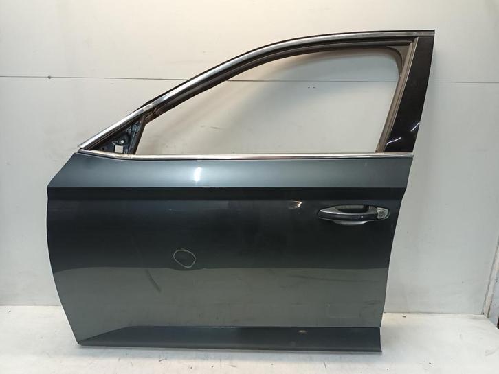 PORTIER LINKS VOOR Skoda Superb (3V3) (01-2015/-), Auto-onderdelen, Carrosserie, Deur, Skoda, Voor, Links, Gebruikt