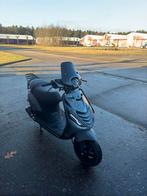 Piaggio zip iget e5 nieuwstaat!, Ophalen