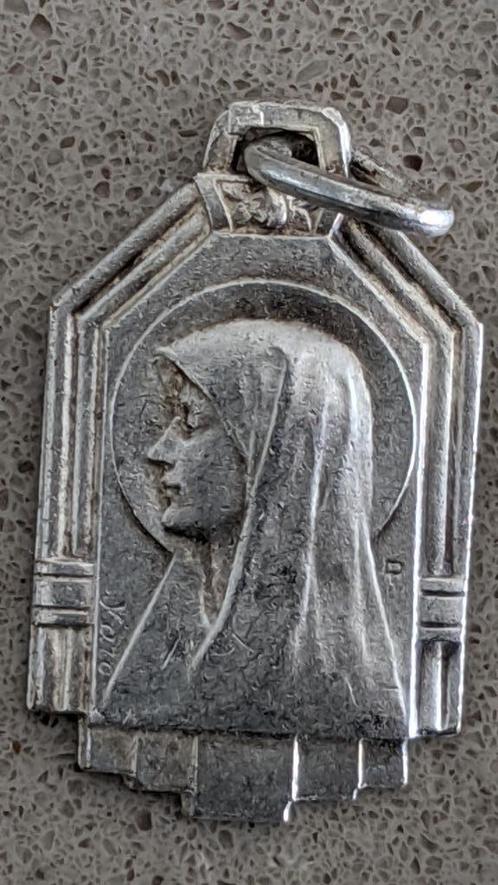 Médaillon Vierge Marie - argent, rectangulaire, Antiquités & Art, Antiquités | Objets religieux, Enlèvement ou Envoi