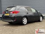 Toyota Auris Touring Sports 1.8 Hybrid Lease Pro | Climate |, Auto's, Toyota, Automaat, Zwart, Bedrijf, Break