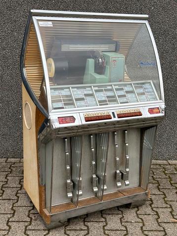 Prachtige Seeburg Model HF100R jukebox