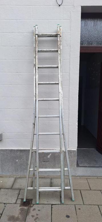 échelle coulissante en aluminium 20 échelons beschikbaar voor biedingen