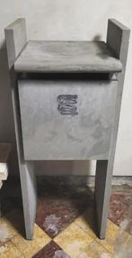 Brievenbus in blauwe steen (natuursteen), Ophalen