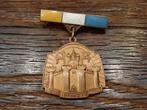 oude koperen medaille, licht immer licht, Ophalen of Verzenden