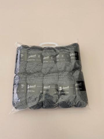 Annell breiwol / anell sokkenwol / wol beschikbaar voor biedingen