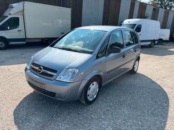 Opel Meriva 2005 – Benzine – 87.000 km – Grijs - Carpass beschikbaar voor biedingen