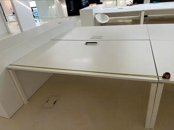 14 profecionele bureaus200x120x75cm ook per stuk beschikbaar beschikbaar voor biedingen