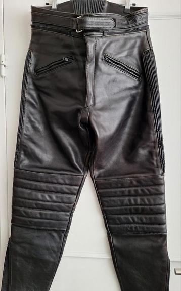 Pantalon de moto noir Akito taille 50- comme neuf