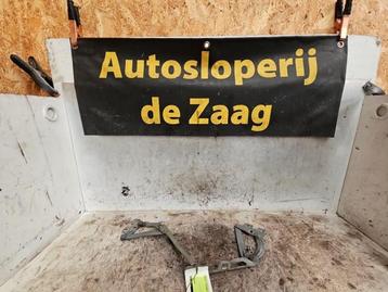 Charnière capot d'un Opel Corsa, Enlèvement ou Envoi, 3 mois de garantie, Utilisé, Opel