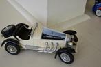 Burago Italy Mercedes, Hobby en Vrije tijd, Modelauto's | 1:18, Ophalen, Gebruikt, Auto, Burago