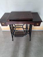 ancienne table de machine a coudre, Enlèvement