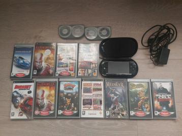 Psp met 12 games , case en oplader beschikbaar voor biedingen