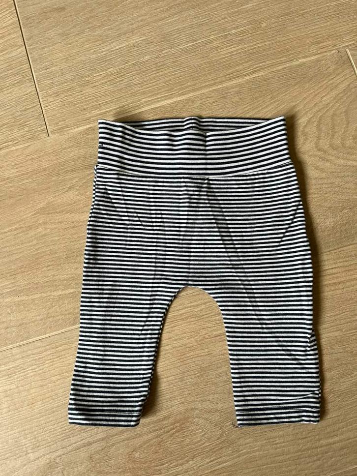 Baby broekje – maat 62, Kinderen en Baby's, Babykleding | Maat 62, Zo goed als nieuw, Broekje, Ophalen of Verzenden