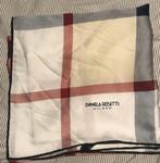 Daniela Rosetti Milano sjaal, Kleding | Dames, Mutsen, Sjaals en Handschoenen, Ophalen of Verzenden, Zo goed als nieuw, Sjaal