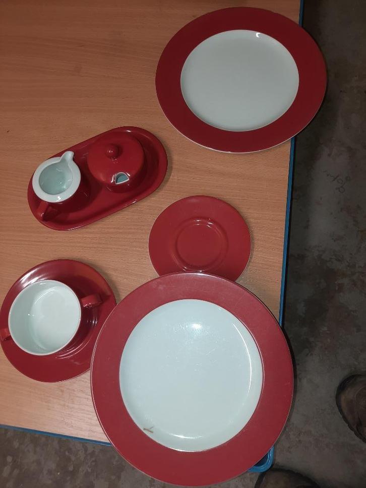 Servies 20-delig, Huis en Inrichting, Keuken | Servies, Zo goed als nieuw, Overige typen, Overige stijlen, Porselein, Ophalen