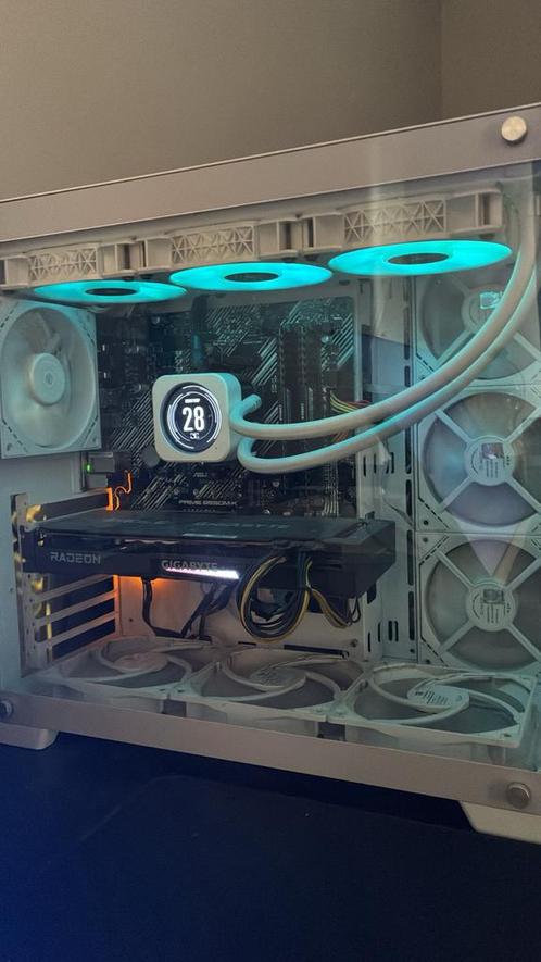 !!ZSM WEG!! HELE GAMING PC SETUP (Ryzen 7 5800x, RX 6700XT), Computers en Software, Desktop Pc's, Zo goed als nieuw, 3 tot 4 Ghz