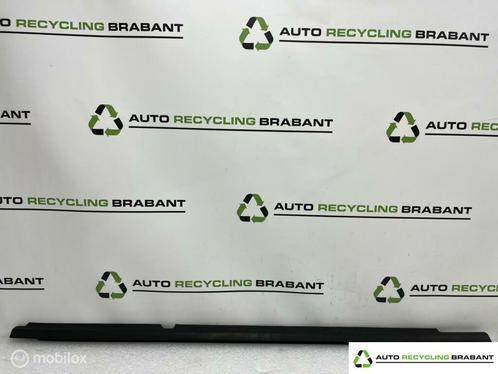 Raamlijst Rechts Buiten Achter Volkswagen Tiguan 5N0839478A, Auto-onderdelen, Carrosserie, Volkswagen, Gebruikt, Ophalen of Verzenden