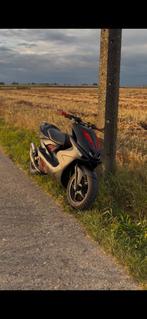 Yamaha aerox B klasse, Fietsen en Brommers, Ophalen, Tweetakt, Aerox, Zo goed als nieuw
