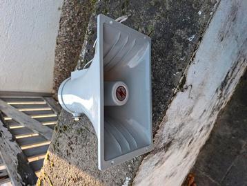 Haut parleur porte voix beschikbaar voor biedingen