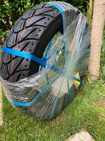 Buutenband Vespa  beschikbaar voor biedingen