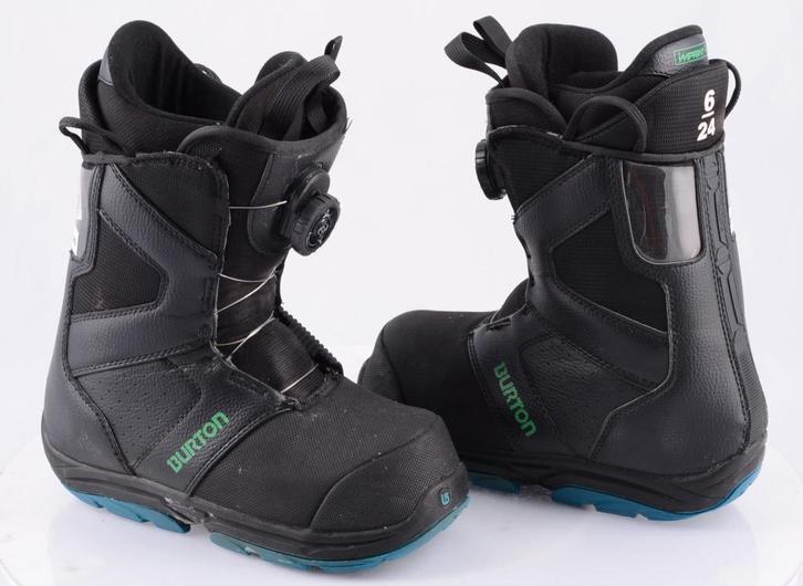 Bottes de snowboard 35 38 EU pour enfants BURTON YOUTH, Sports & Fitness, Snowboard, Utilisé, Chaussures, Enlèvement ou Envoi