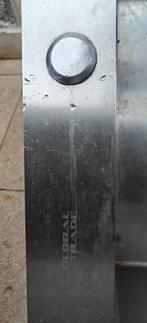 Évier industrielle, Enlèvement