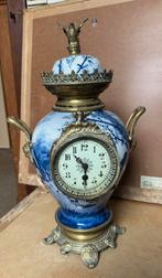 Vintage klok van keramiek en messing, Antiek en Kunst, Antiek | Klokken, Ophalen