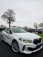 BMW M135I XDRIVE 306PK-PERFORMANCE/LED-NAVI-PDC-LEDER-CRUIS, Auto's, Automaat, 1998 cc, 1 Reeks, 4 cilinders